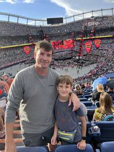 Ed Sheeran: +-=? X Tour