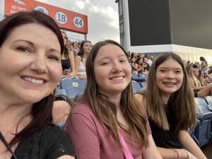 Ed Sheeran: +-=? X Tour