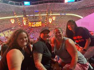 Ed Sheeran: +-=? X Tour