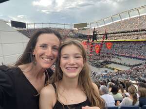 Ed Sheeran: +-=? X Tour