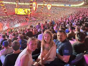 Ed Sheeran: +-=? X Tour