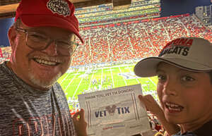 Arizona Wildcats - NCAA Football vs NAU Lumberjacks