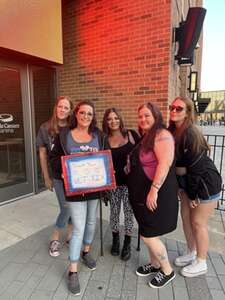 Ll Cool J: the F. O. R. C. E. Live