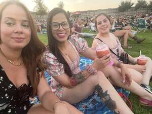 Sam Hunt: Summer on the Outskirts Tour