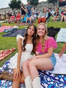 Sam Hunt: Summer on the Outskirts Tour