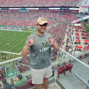 South Florida Bulls - NCAA Football vs Alabama Crimson Tide