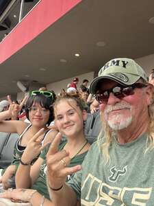 South Florida Bulls - NCAA Football vs Alabama Crimson Tide