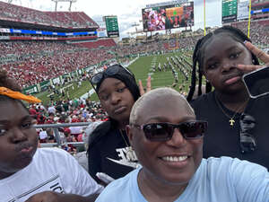 South Florida Bulls - NCAA Football vs Alabama Crimson Tide