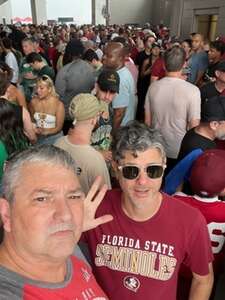 South Florida Bulls - NCAA Football vs Alabama Crimson Tide