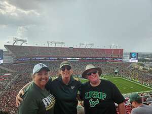 South Florida Bulls - NCAA Football vs Alabama Crimson Tide
