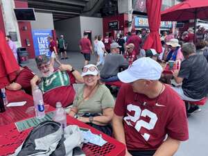 South Florida Bulls - NCAA Football vs Alabama Crimson Tide