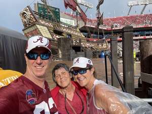 South Florida Bulls - NCAA Football vs Alabama Crimson Tide