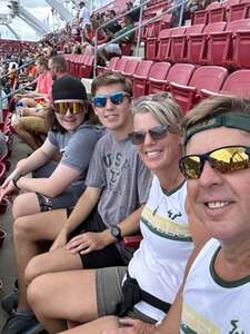 South Florida Bulls - NCAA Football vs Alabama Crimson Tide