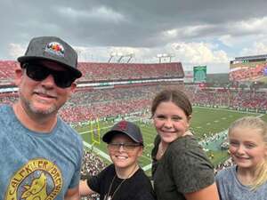 South Florida Bulls - NCAA Football vs Alabama Crimson Tide