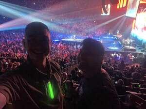 Lionel Richie and Earth, Wind & Fire - Sing a Song All Night Long