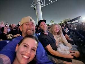 The Smashing Pumpkins: the World is a Vampire Tour