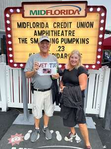 The Smashing Pumpkins: the World is a Vampire Tour