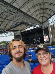 The Smashing Pumpkins: the World is a Vampire Tour