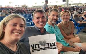 The Smashing Pumpkins: the World is a Vampire Tour