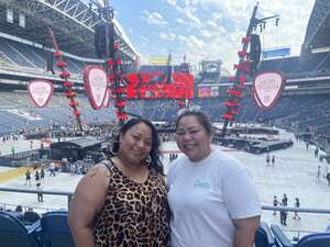 Ed Sheeran: +-=/x Tour