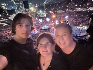 Ed Sheeran: +-=/x Tour