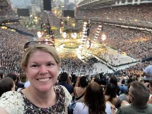 Ed Sheeran: +-=/x Tour