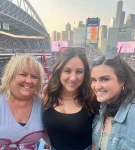 Ed Sheeran: +-=/x Tour