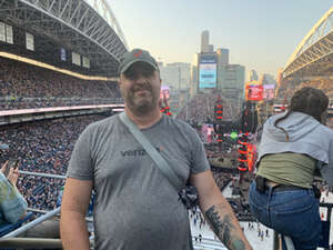 Ed Sheeran: +-=/x Tour