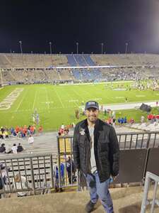 UConn Huskies - NCAA Football vs FIU Panthers