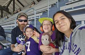 Washington Huskies - NCAA Football vs Boise State Broncos