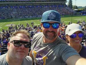 Washington Huskies - NCAA Football vs Boise State Broncos