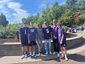 Washington Huskies - NCAA Football vs Boise State Broncos