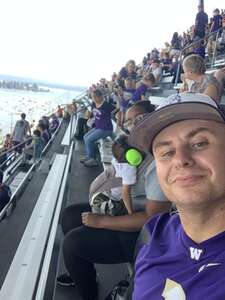 Washington Huskies - NCAA Football vs Boise State Broncos