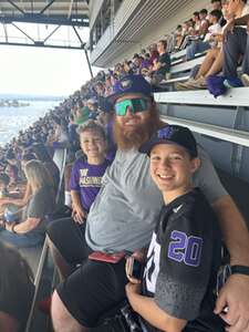 Washington Huskies - NCAA Football vs Boise State Broncos