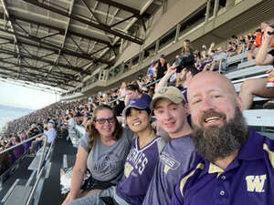 Washington Huskies - NCAA Football vs Boise State Broncos