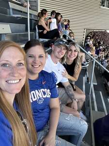 Washington Huskies - NCAA Football vs Boise State Broncos