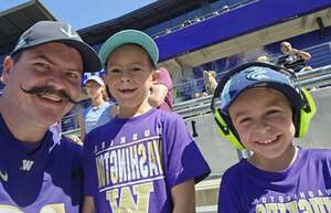 Washington Huskies - NCAA Football vs Boise State Broncos