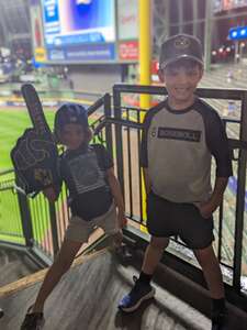 Milwaukee Brewers - MLB vs Philadelphia Phillies