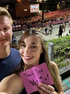 Dierks Bentley: Gravel & Gold Tour