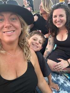 Dierks Bentley: Gravel & Gold Tour