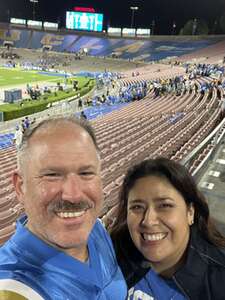 UCLA Bruins - NCAA Football vs Coastal Carolina Chanticleers