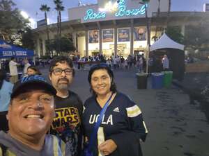 UCLA Bruins - NCAA Football vs Coastal Carolina Chanticleers