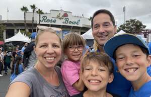 UCLA Bruins - NCAA Football vs Coastal Carolina Chanticleers