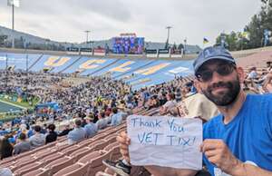 UCLA Bruins - NCAA Football vs North Carolina Central Eagles