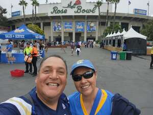 UCLA Bruins - NCAA Football vs North Carolina Central Eagles