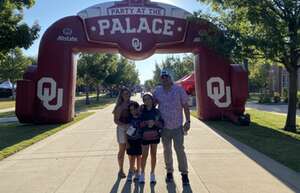 Oklahoma Sooners - NCAA Football vs Arkansas State Red Wolves