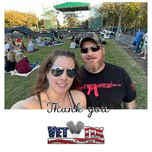 Aaron Lewis Acoustic