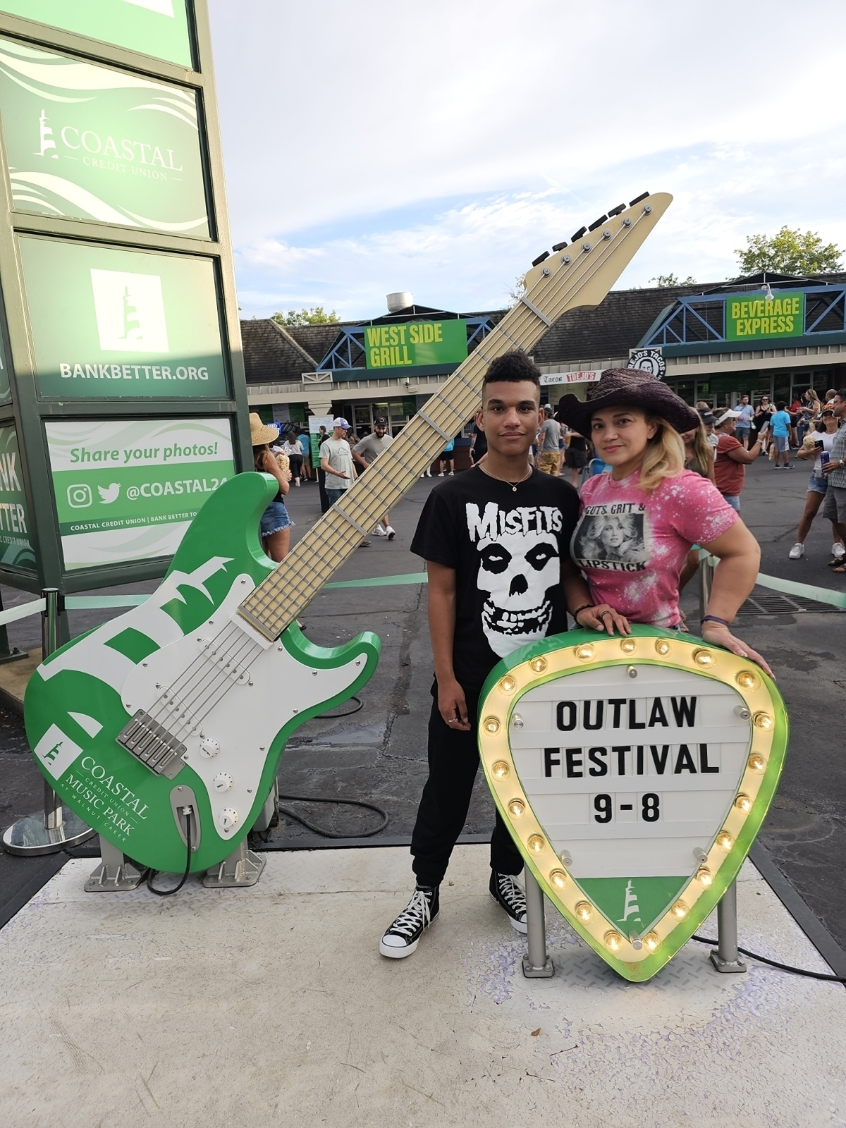 Outlaw Music Festival - Feat. Willie Nelson & More