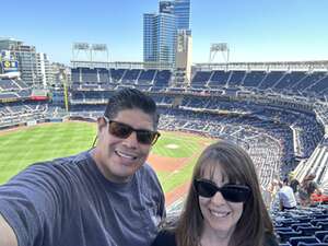 San Diego Padres - MLB vs Philadelphia Phillies