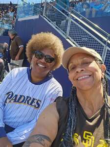 San Diego Padres - MLB vs Philadelphia Phillies